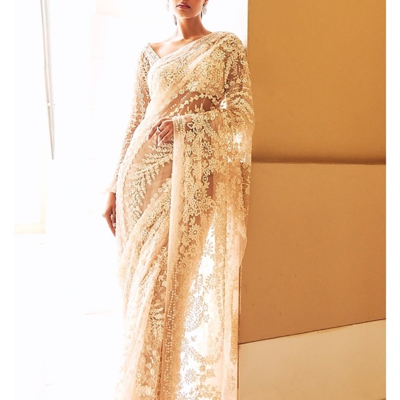 Seema gujral saree - Picture 1 of 1